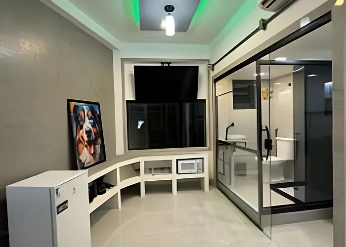 Luxuoso E Moderno, Em Frente Ao Metro E 3Km Das Praias Rio de Janeiro